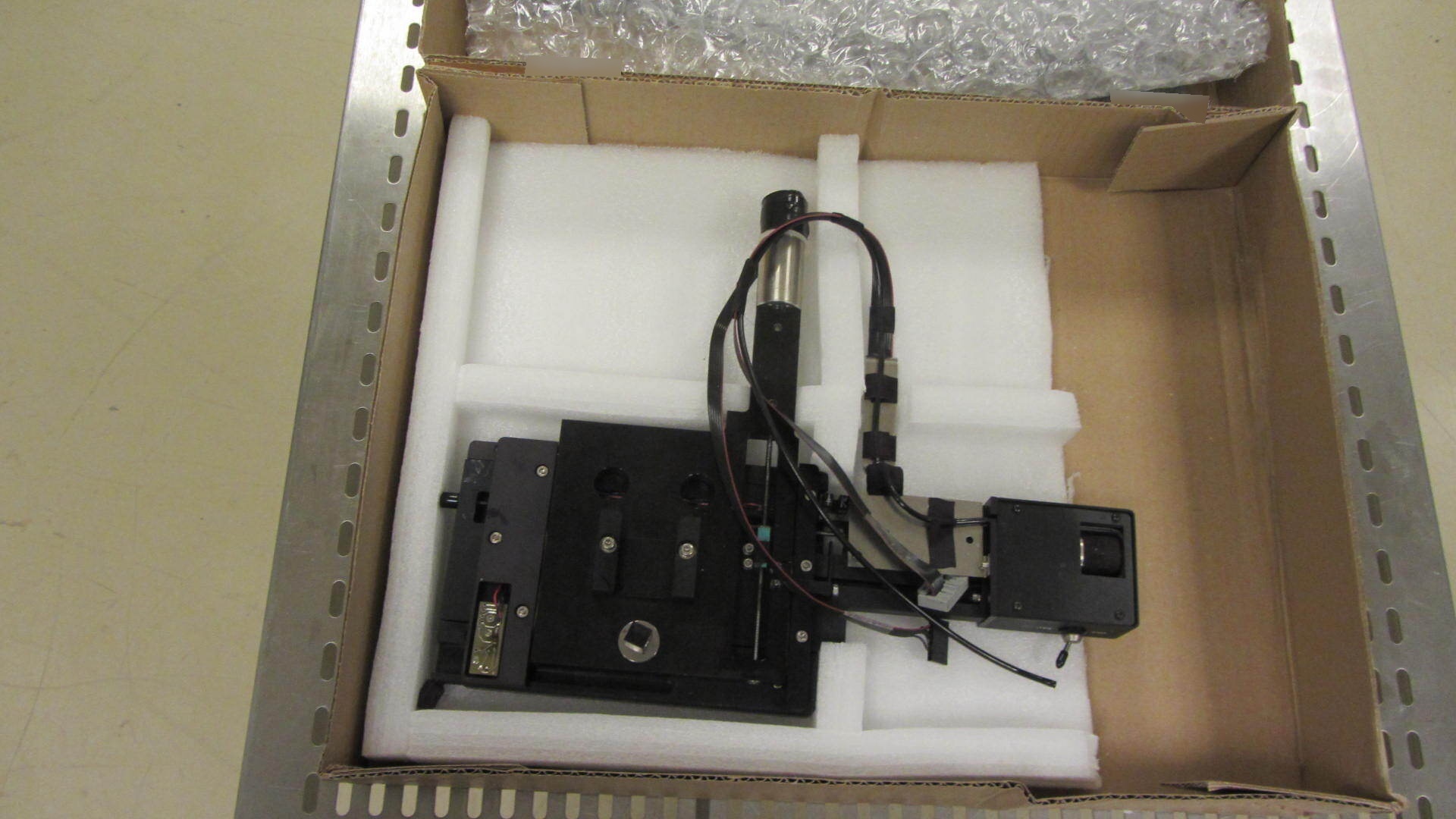 Photo Used KLA / TENCOR Alpha Step 500 For Sale