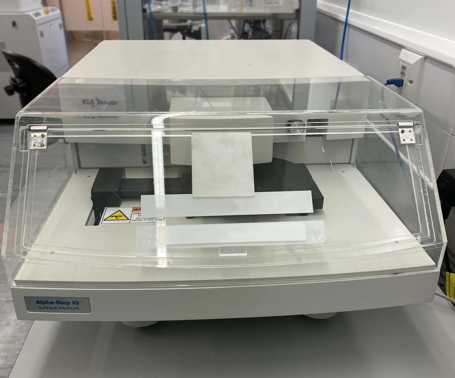 KLA / TENCOR Alpha Step IQ 웨이퍼 테스터 판매 가격 #293673412에 사용됨 > CAE에서 구매