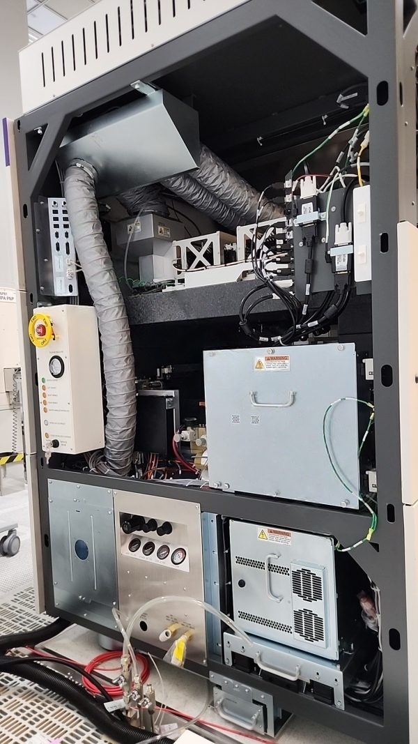 Photo Utilisé KLA / TENCOR Altair 8935-FFC À vendre