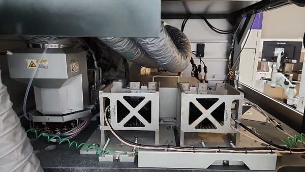 Photo Utilisé KLA / TENCOR Altair 8935-FFC À vendre
