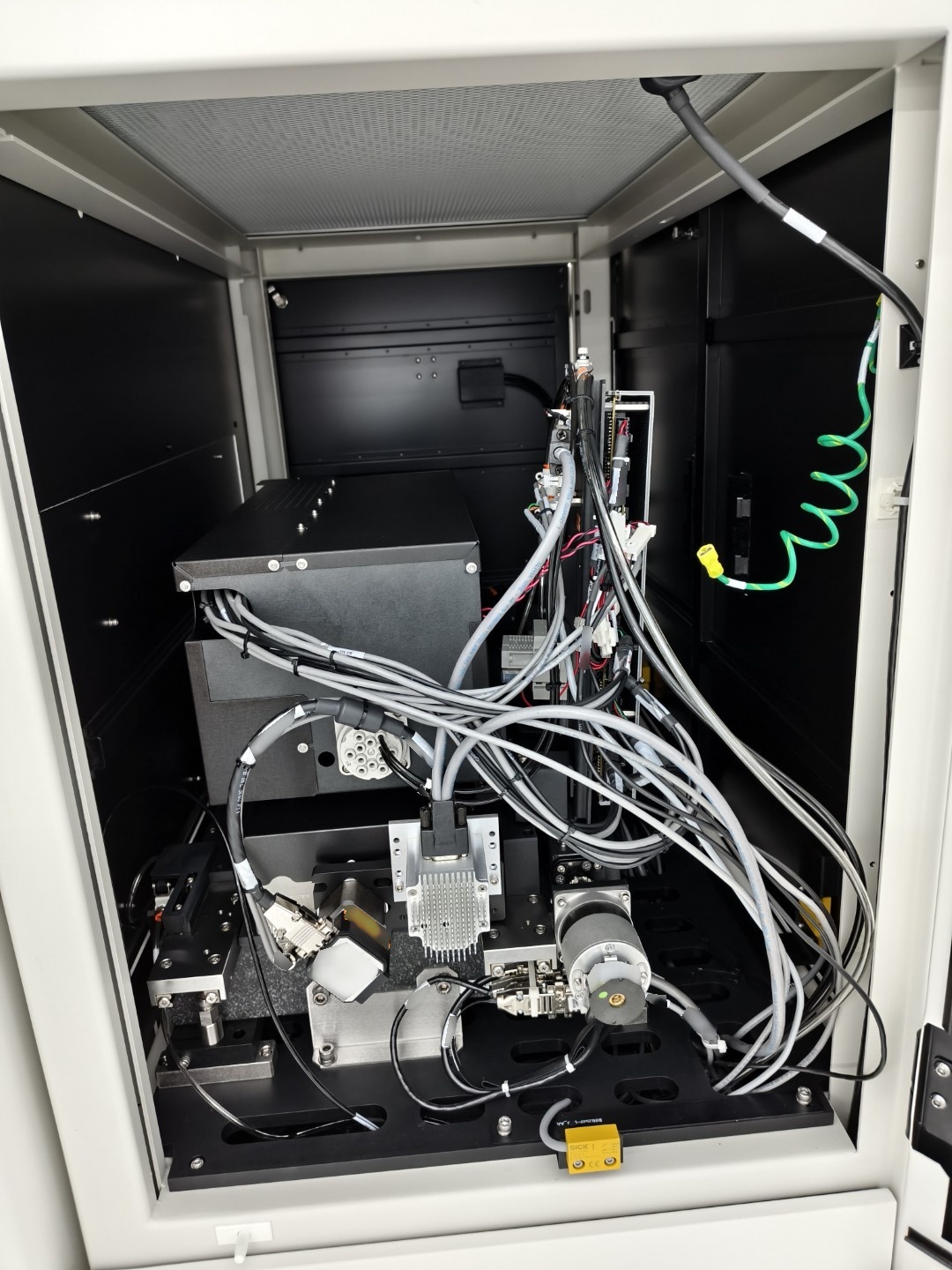 사진 사용됨 KLA / TENCOR Candela 8720 판매용