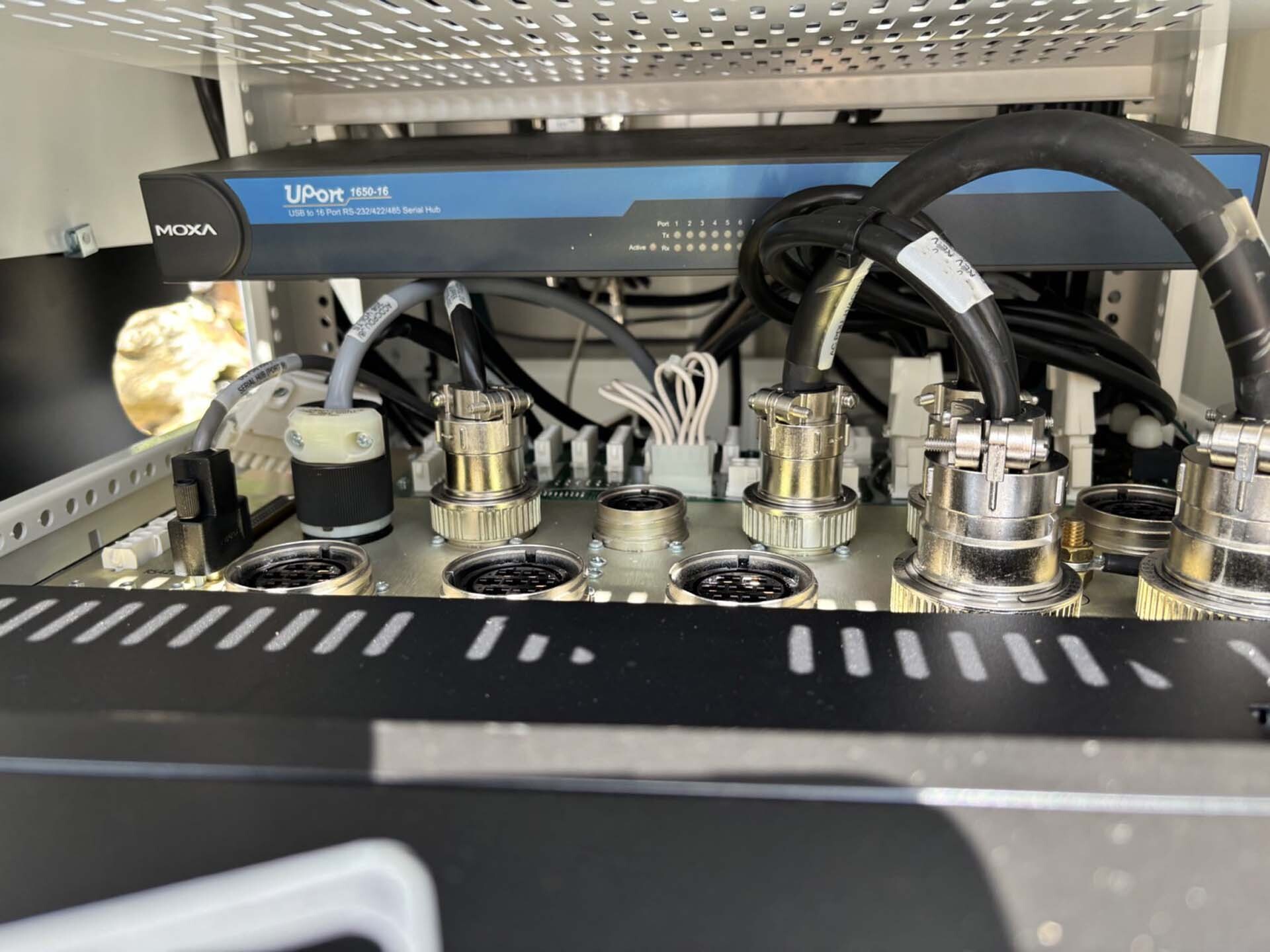 图为 已使用的 KLA / TENCOR eDR-5200 待售