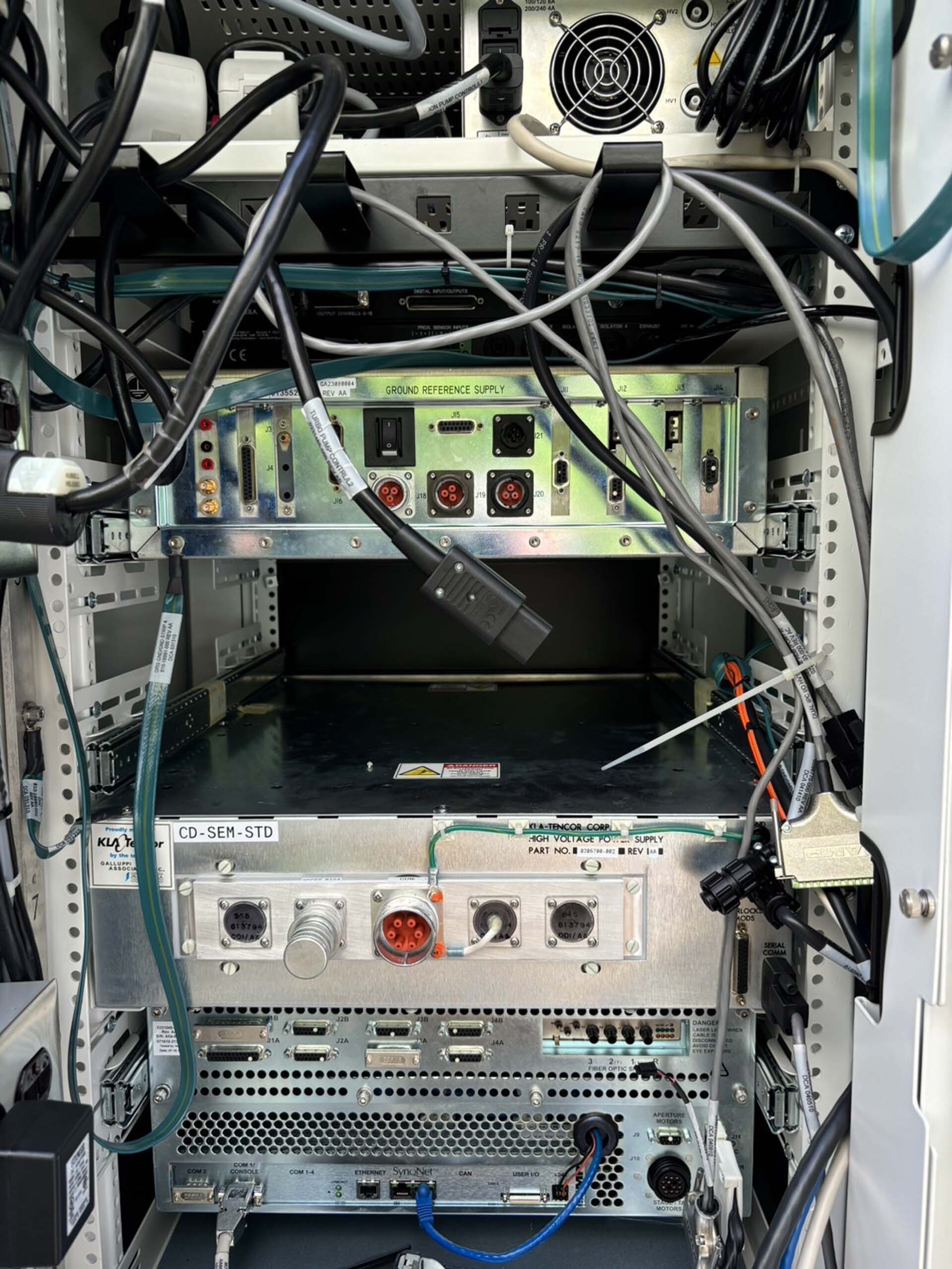 图为 已使用的 KLA / TENCOR eDR-5200 待售
