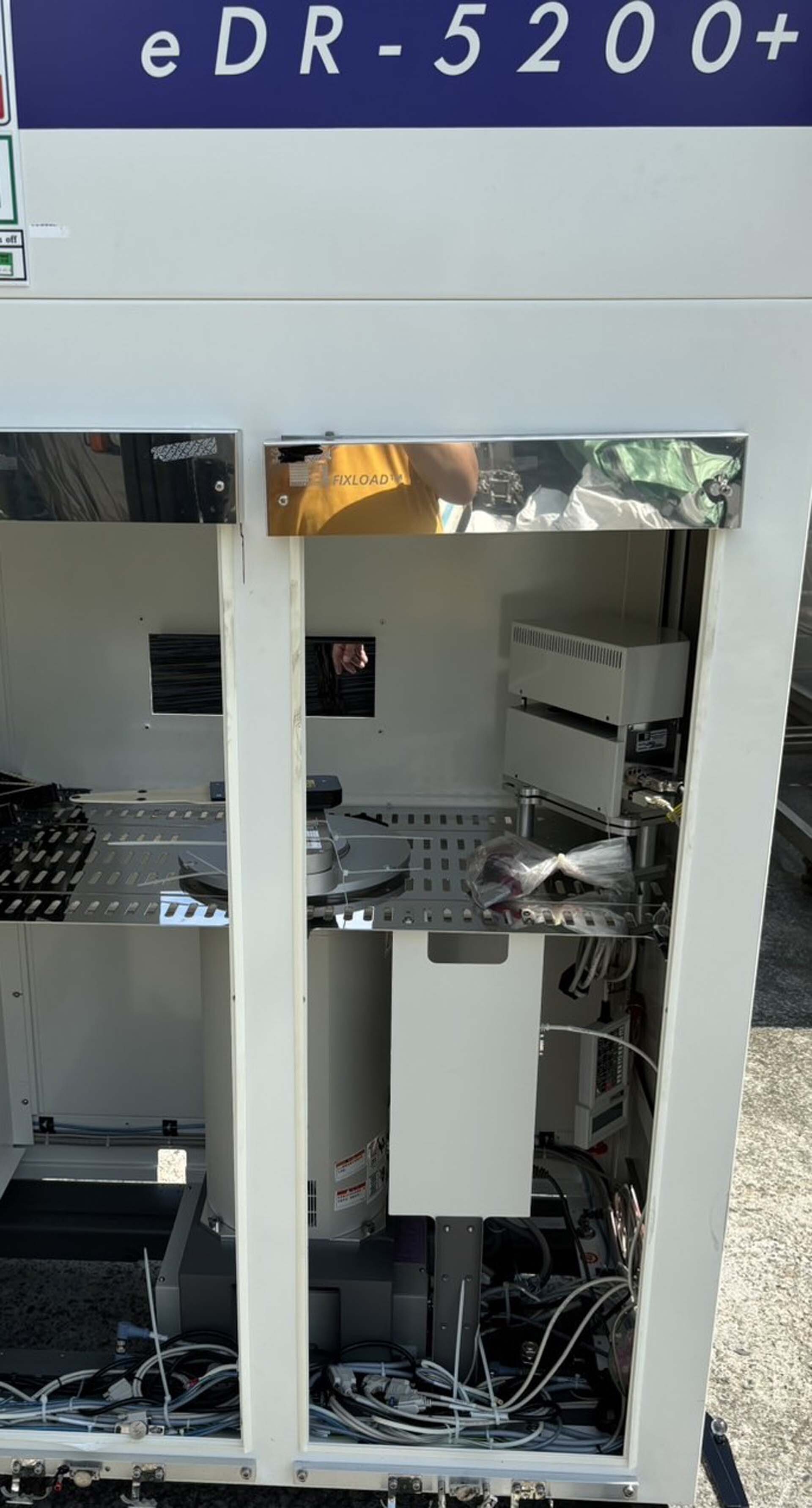 图为 已使用的 KLA / TENCOR eDR-5200 待售