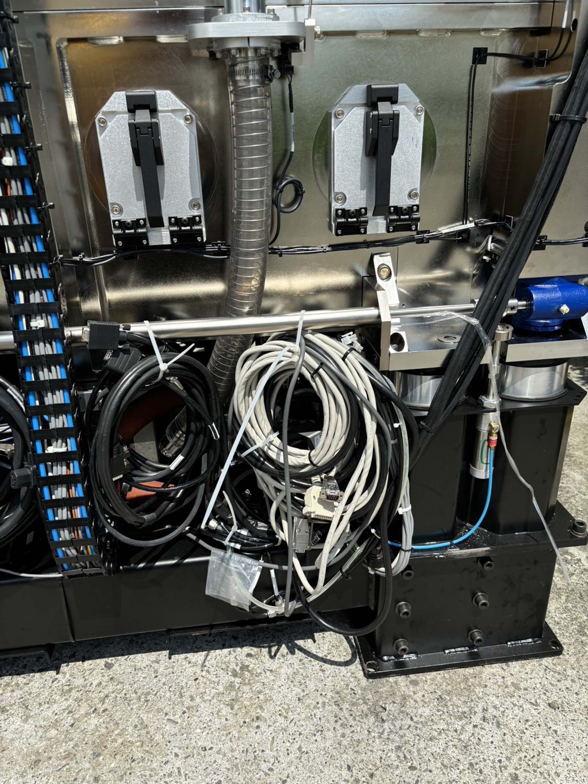 图为 已使用的 KLA / TENCOR eDR-5200 待售