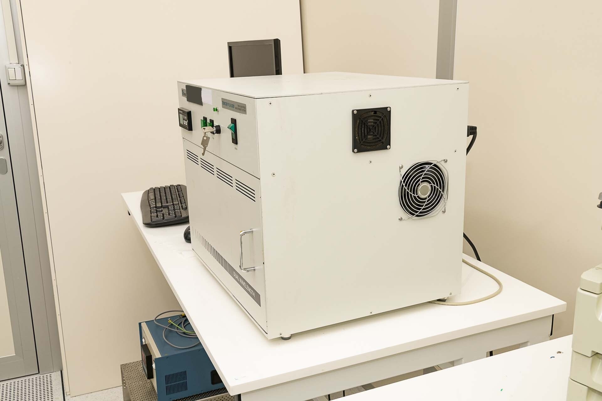 图为 已使用的 KLA / TENCOR FLX-2320 待售