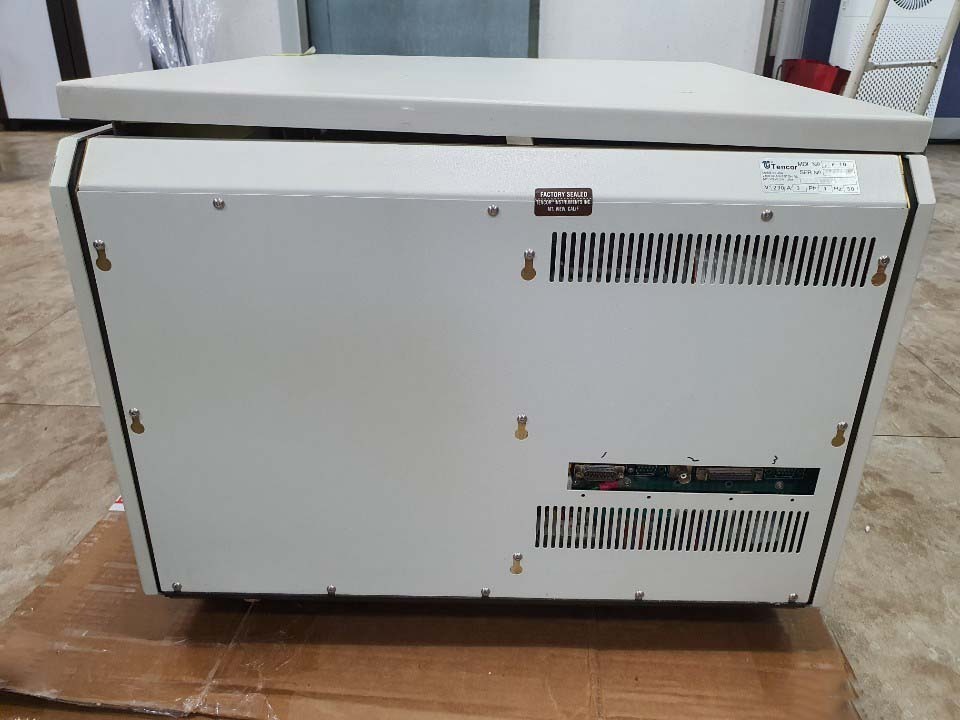 Photo Used KLA / TENCOR P10 For Sale