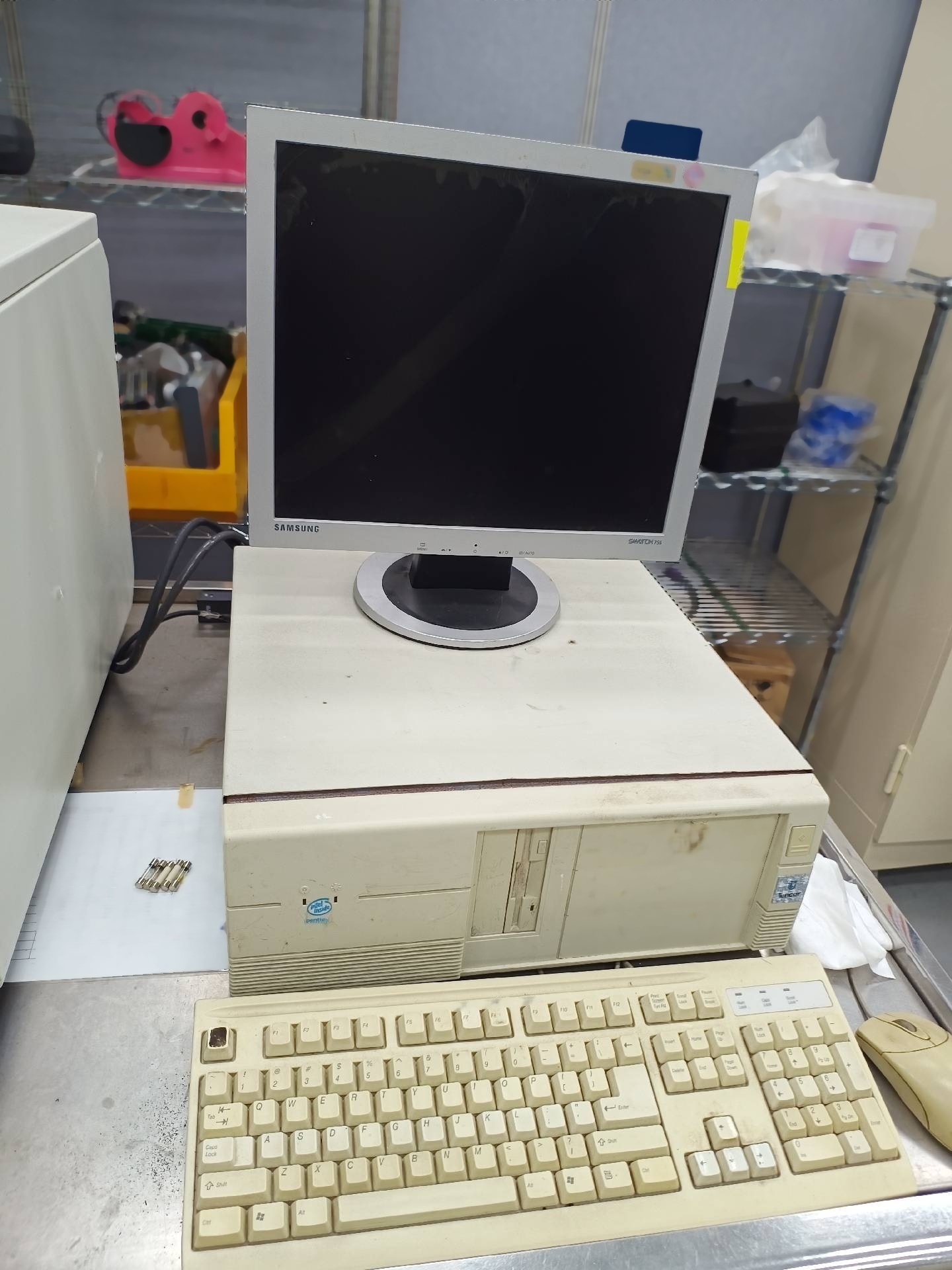 Photo Used KLA / TENCOR P10 For Sale