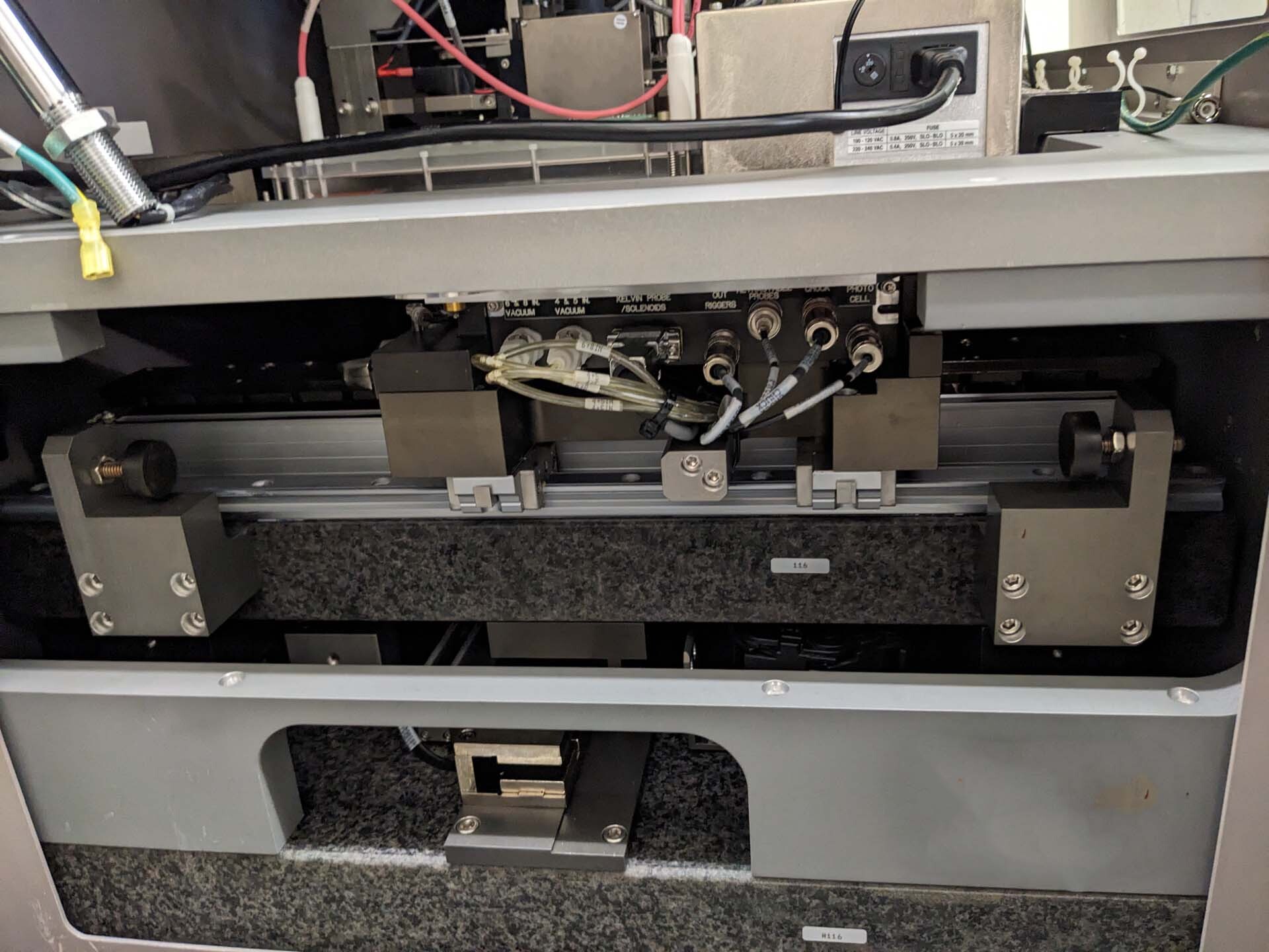 사진 사용됨 KLA / TENCOR Quantox 64100 판매용
