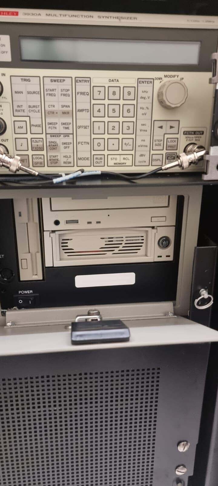 사진 사용됨 KLA / TENCOR Quantox 64100 판매용
