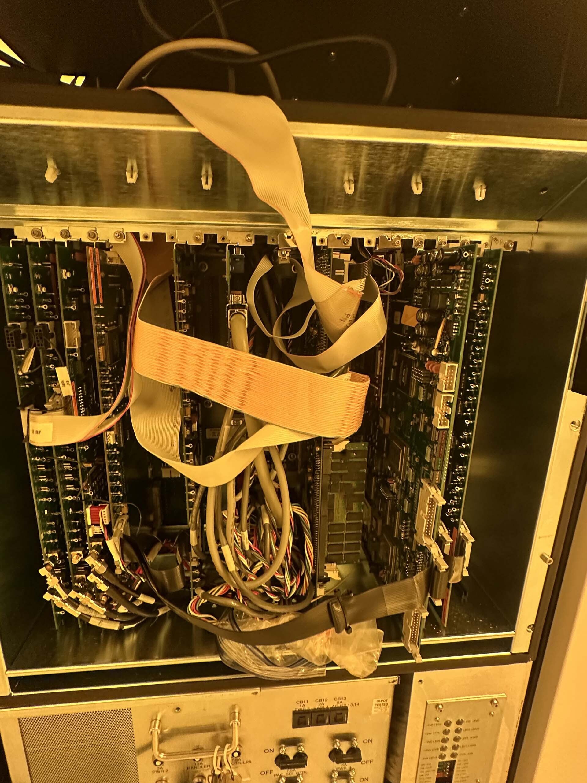 圖為 已使用的 KLA / TENCOR SP1-DLS-TQM 待售
