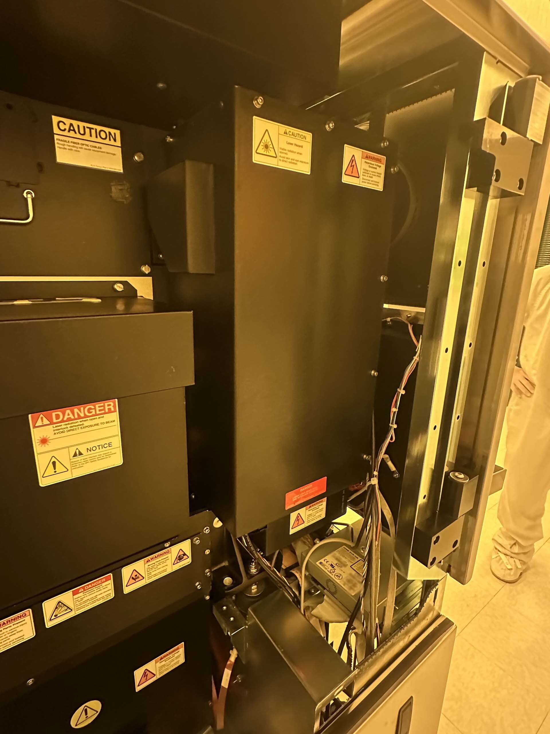 圖為 已使用的 KLA / TENCOR SP1-DLS-TQM 待售