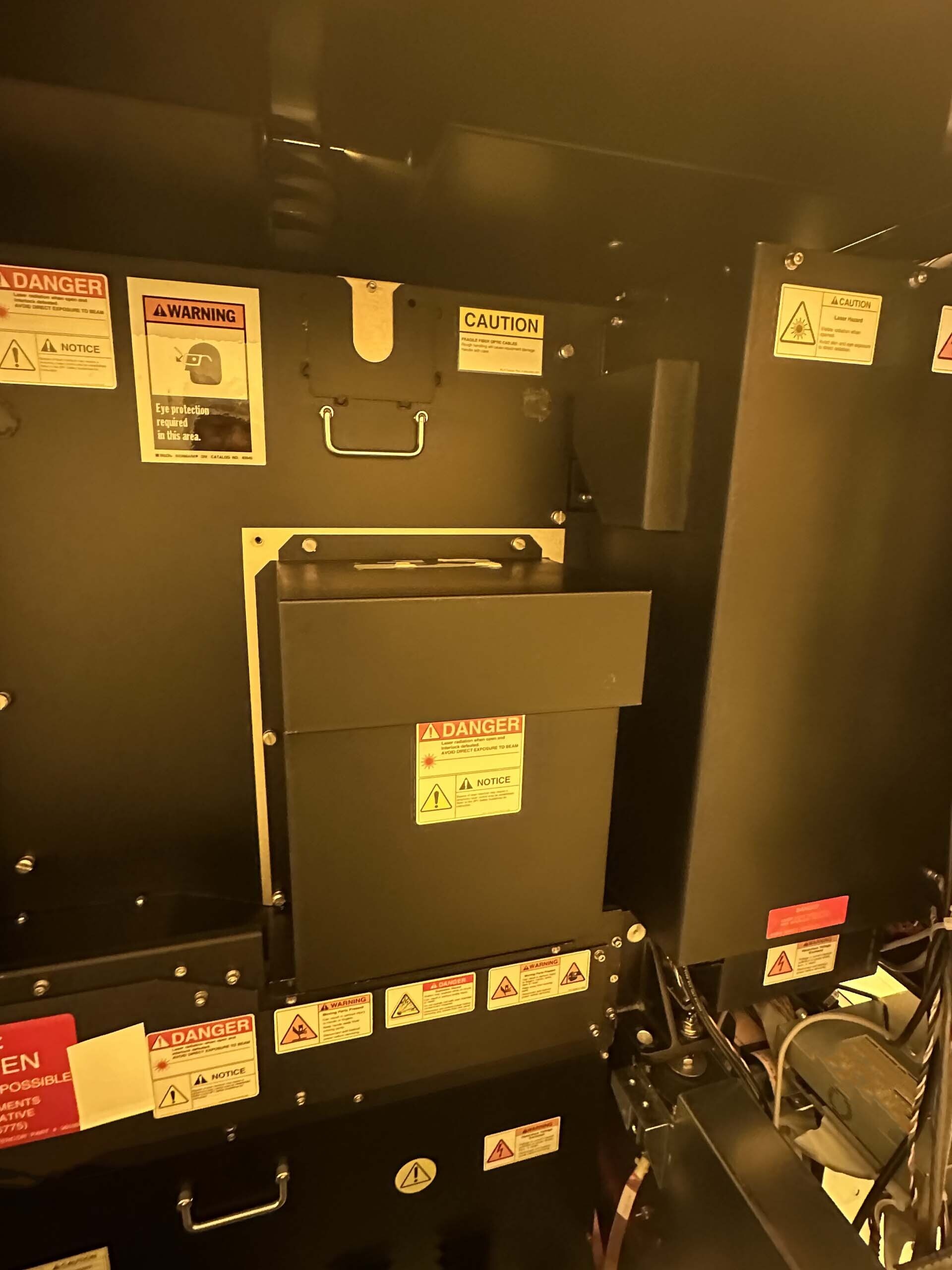 圖為 已使用的 KLA / TENCOR SP1-DLS-TQM 待售