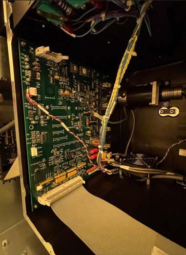 圖為 已使用的 KLA / TENCOR SP1-DLS-TQM 待售