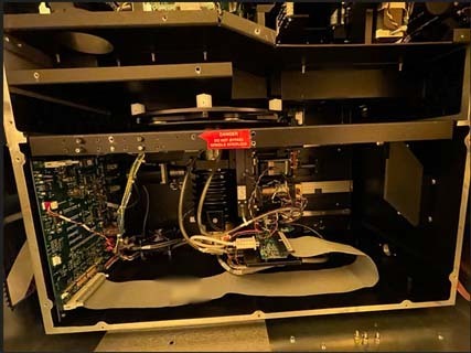圖為 已使用的 KLA / TENCOR SP1-DLS-TQM 待售