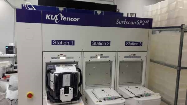 Photo Used KLA / TENCOR SP2 XP For Sale