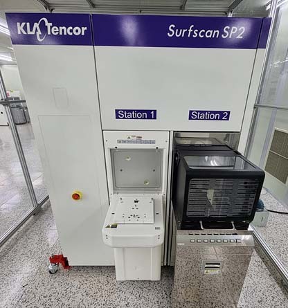 Photo Used KLA / TENCOR Surfscan SP2 For Sale