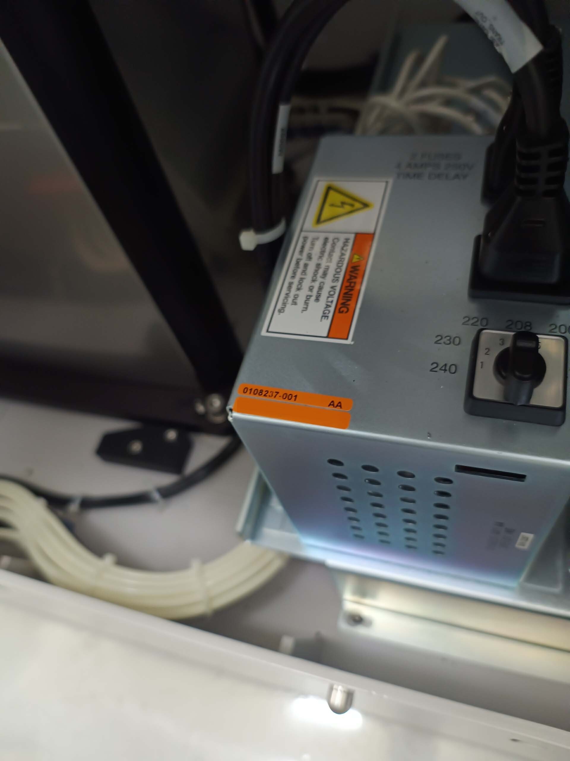 图为 已使用的 KLA / TENCOR Surfscan SP2 待售