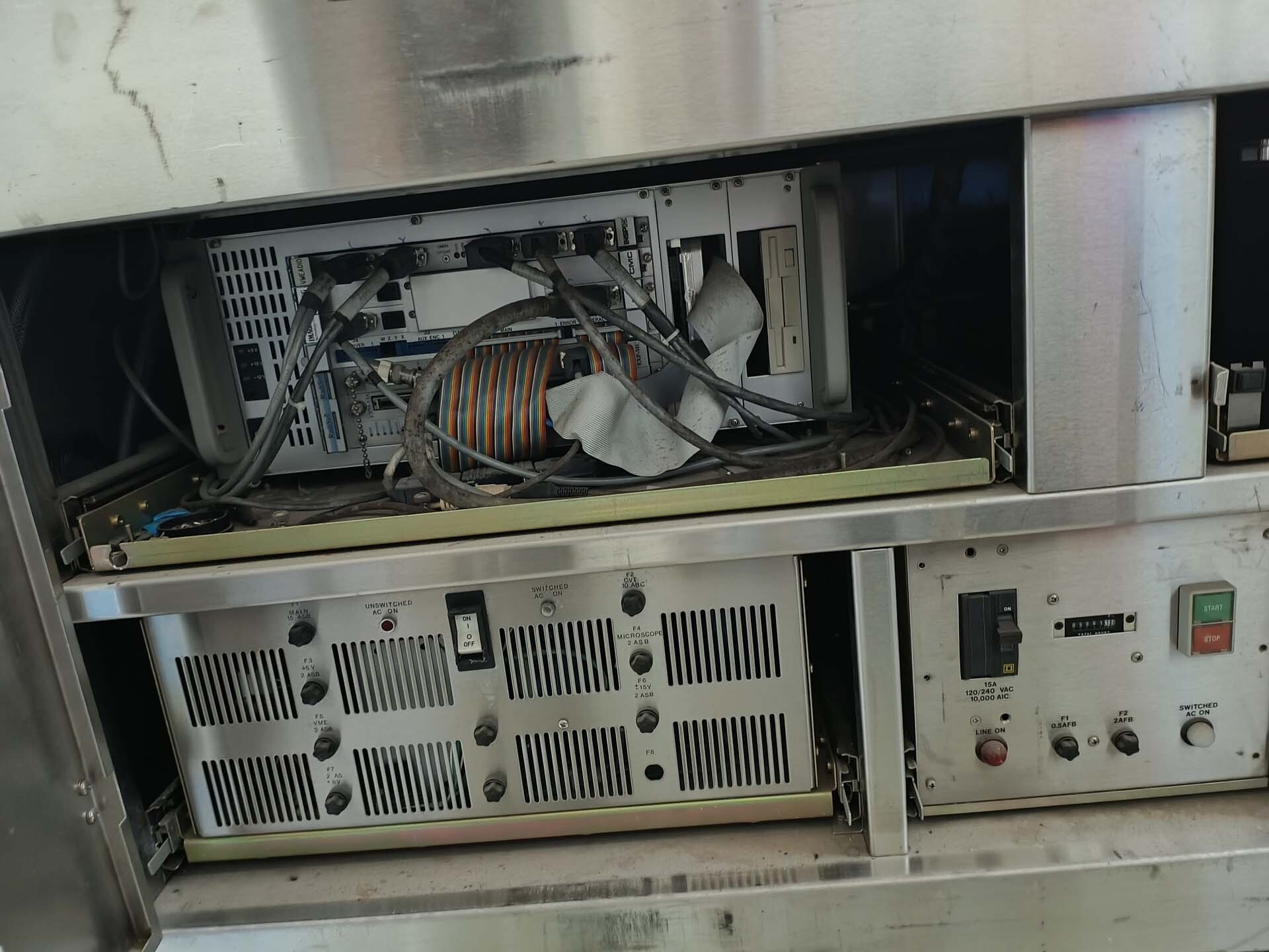 Foto Verwendet KLA / TENCOR TPC 8520 Zum Verkauf