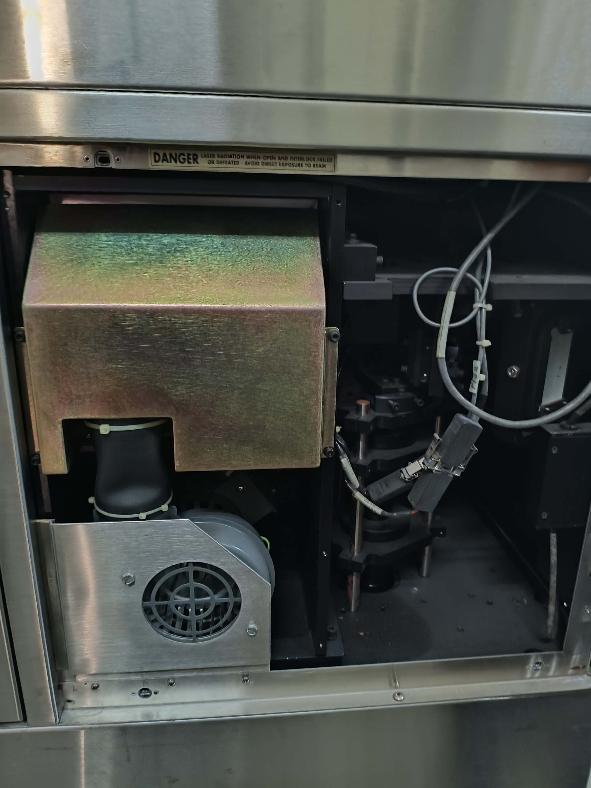 Foto Verwendet KLA / TENCOR TPC 8520 Zum Verkauf