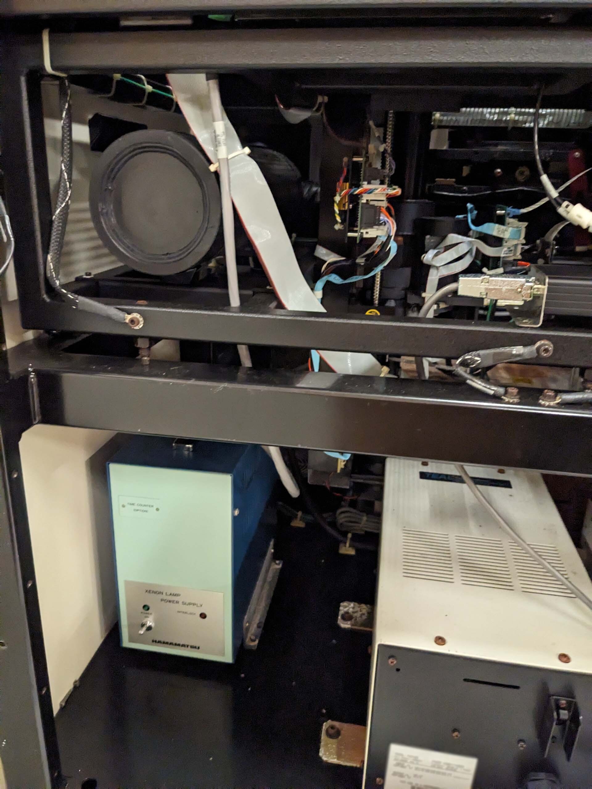 圖為 已使用的 KLA / TENCOR UV 1050 待售