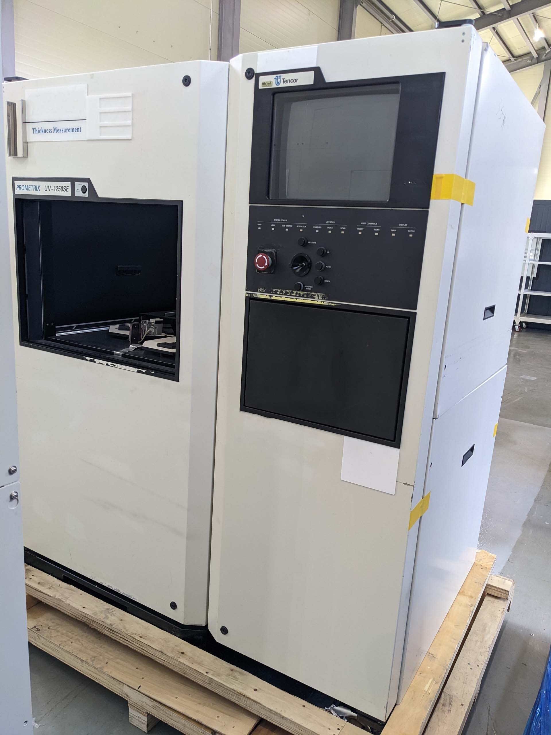 Photo Used KLA / TENCOR / PROMETRIX UV 1250SE For Sale