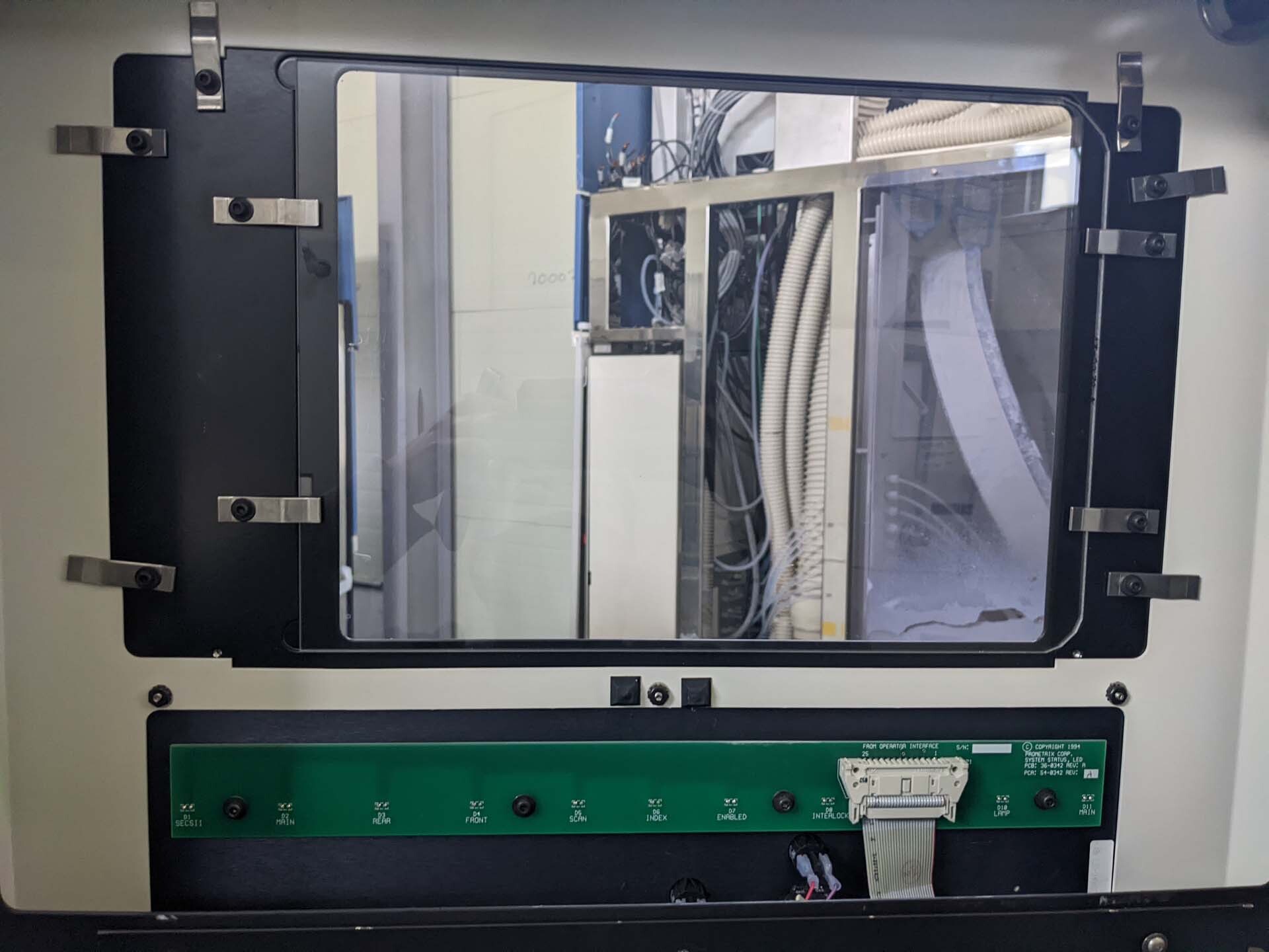 Photo Used KLA / TENCOR / PROMETRIX UV 1250SE For Sale