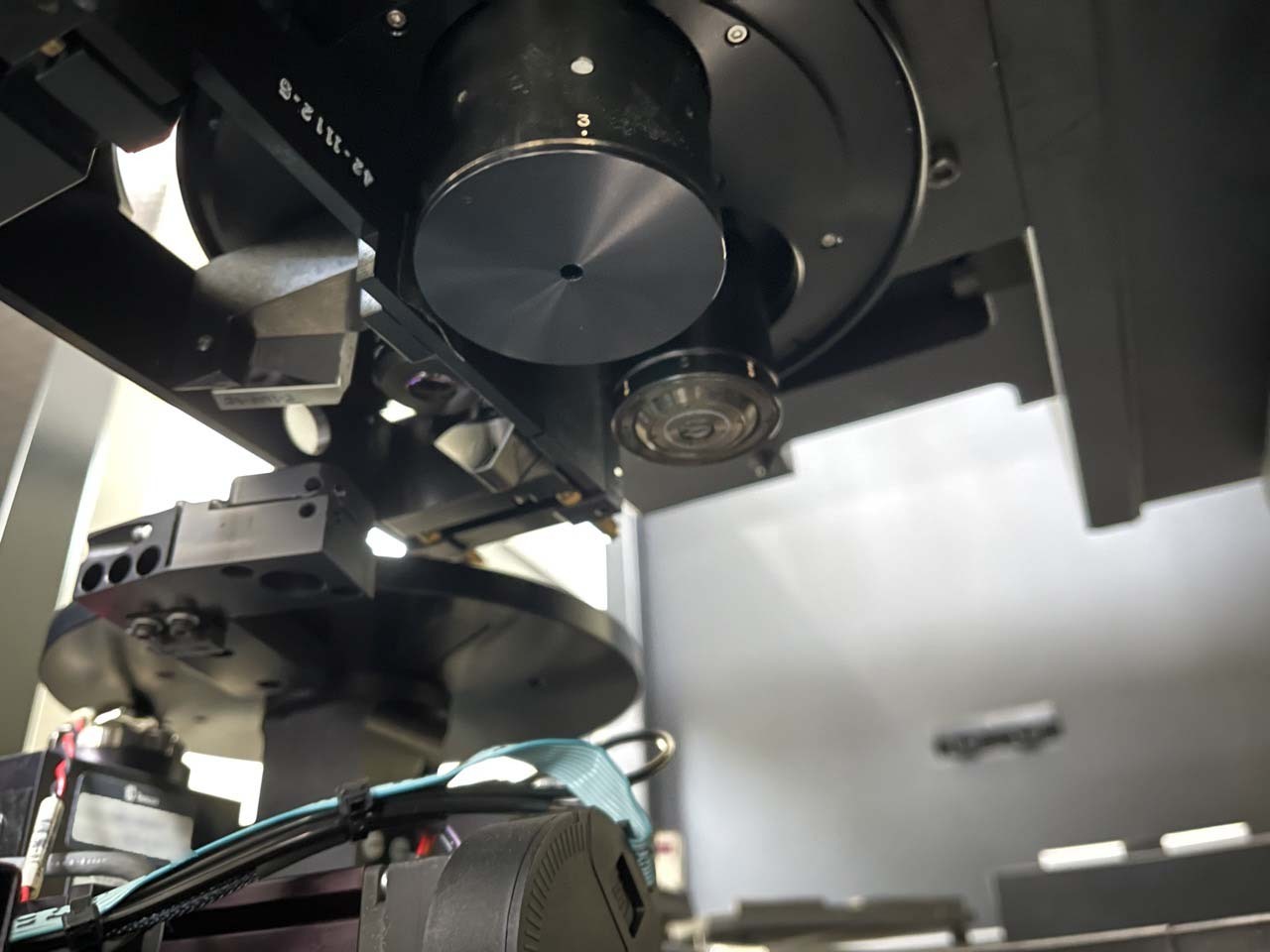 フォト（写真） 使用される KLA / TENCOR UV 1250SE 販売のために