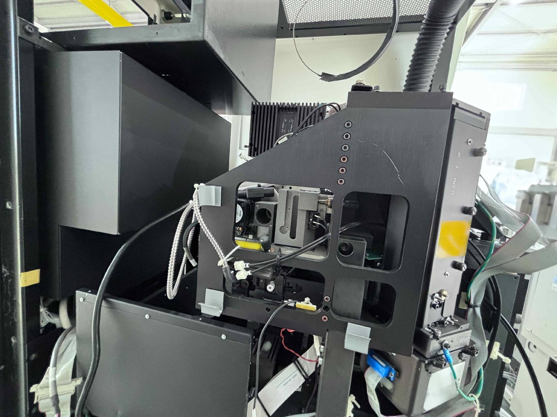 사진 사용됨 KLA / TENCOR UV 1250SE 판매용