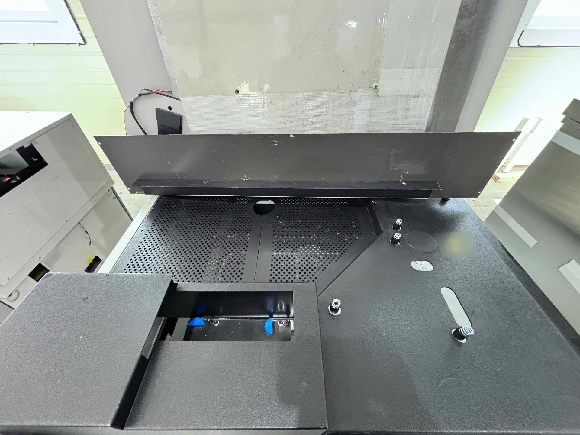 사진 사용됨 KLA / TENCOR UV 1250SE 판매용