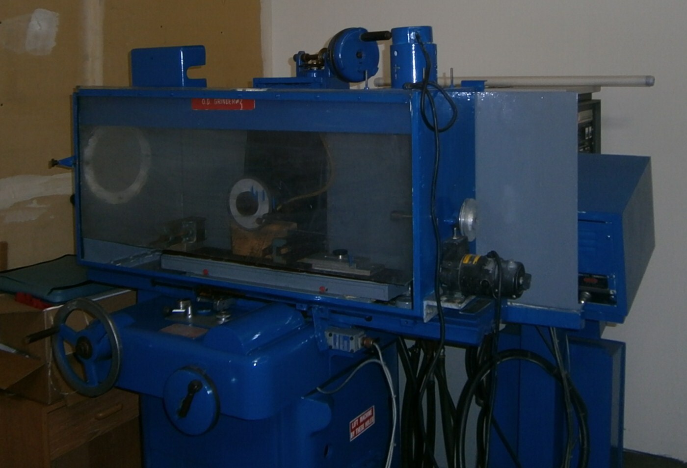 Photo Used KO LEE Notch and flat grinder For Sale