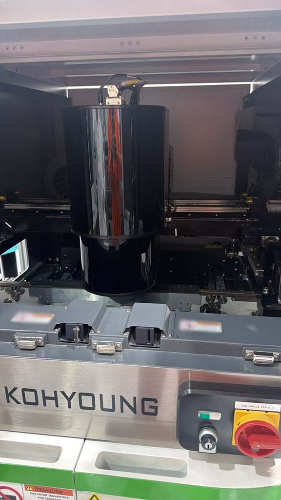 Photo Used KOH-YOUNG Zenith For Sale