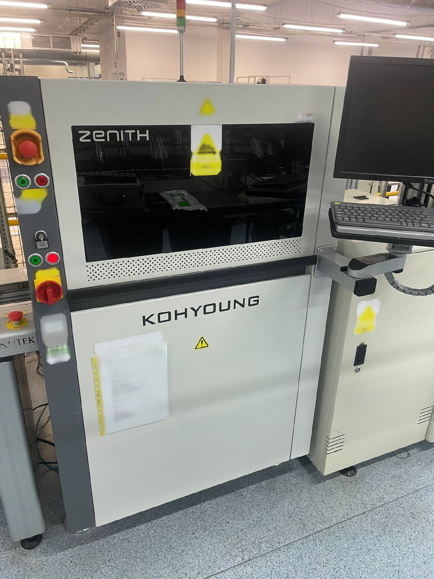 Photo Utilisé KOH-YOUNG Zenith À vendre