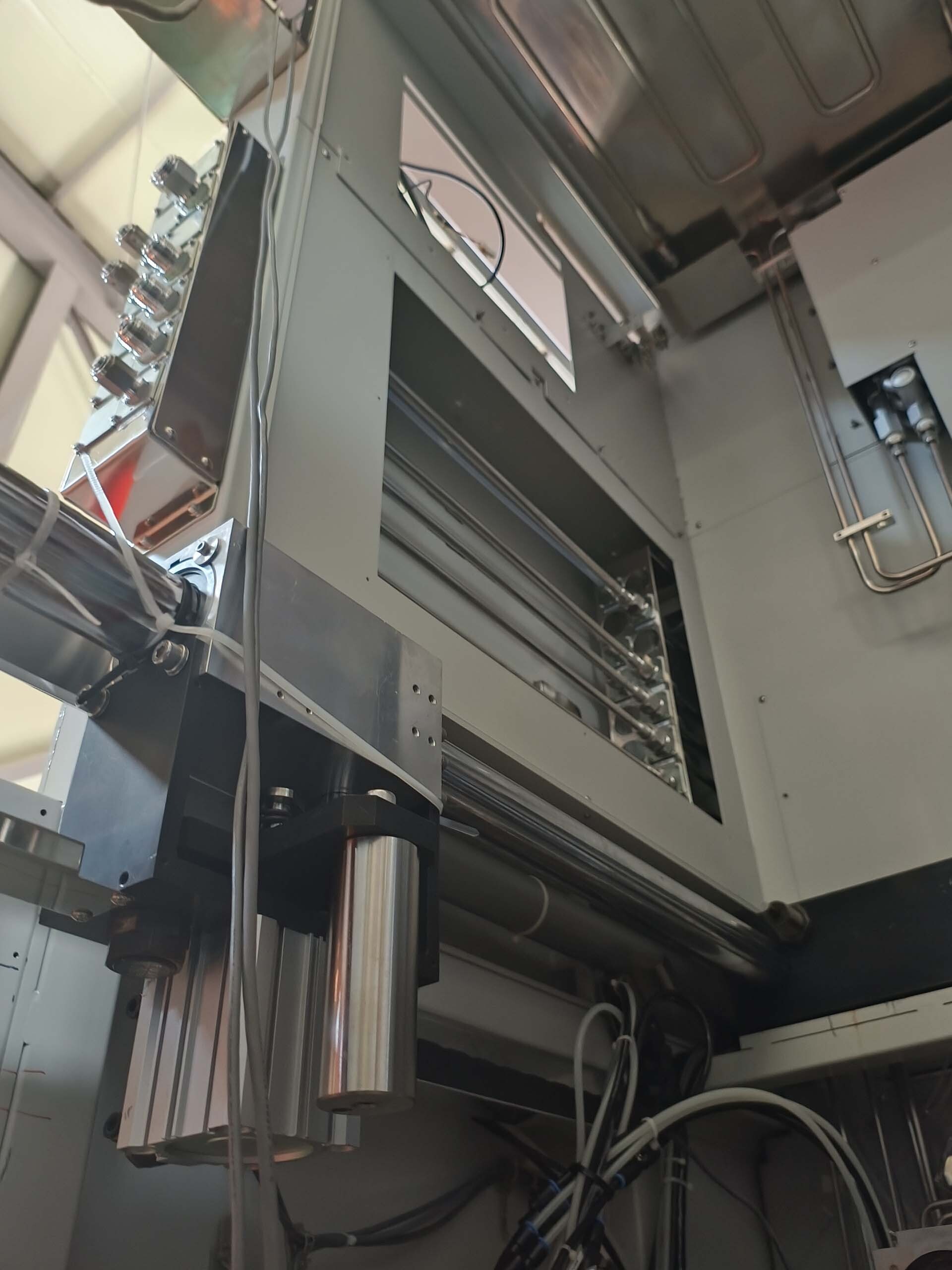 사진 사용됨 KOKUSAI DJ-835V 판매용