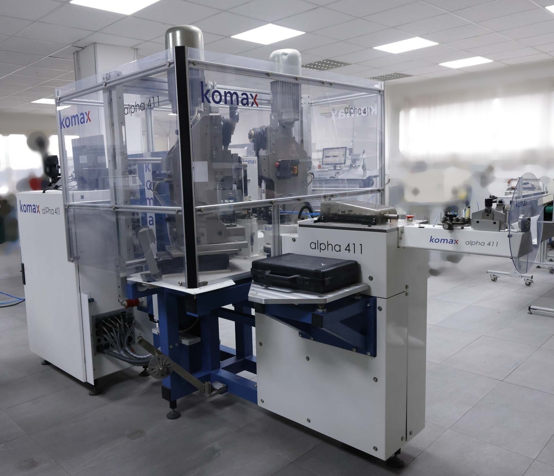 사진 사용됨 KOMAX Alpha 411 판매용