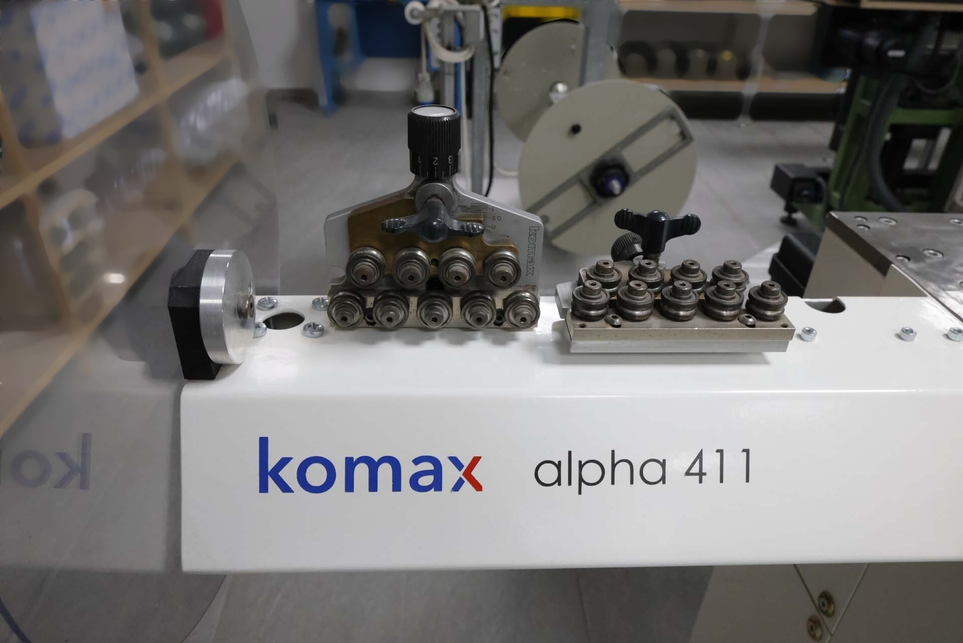 사진 사용됨 KOMAX Alpha 411 판매용