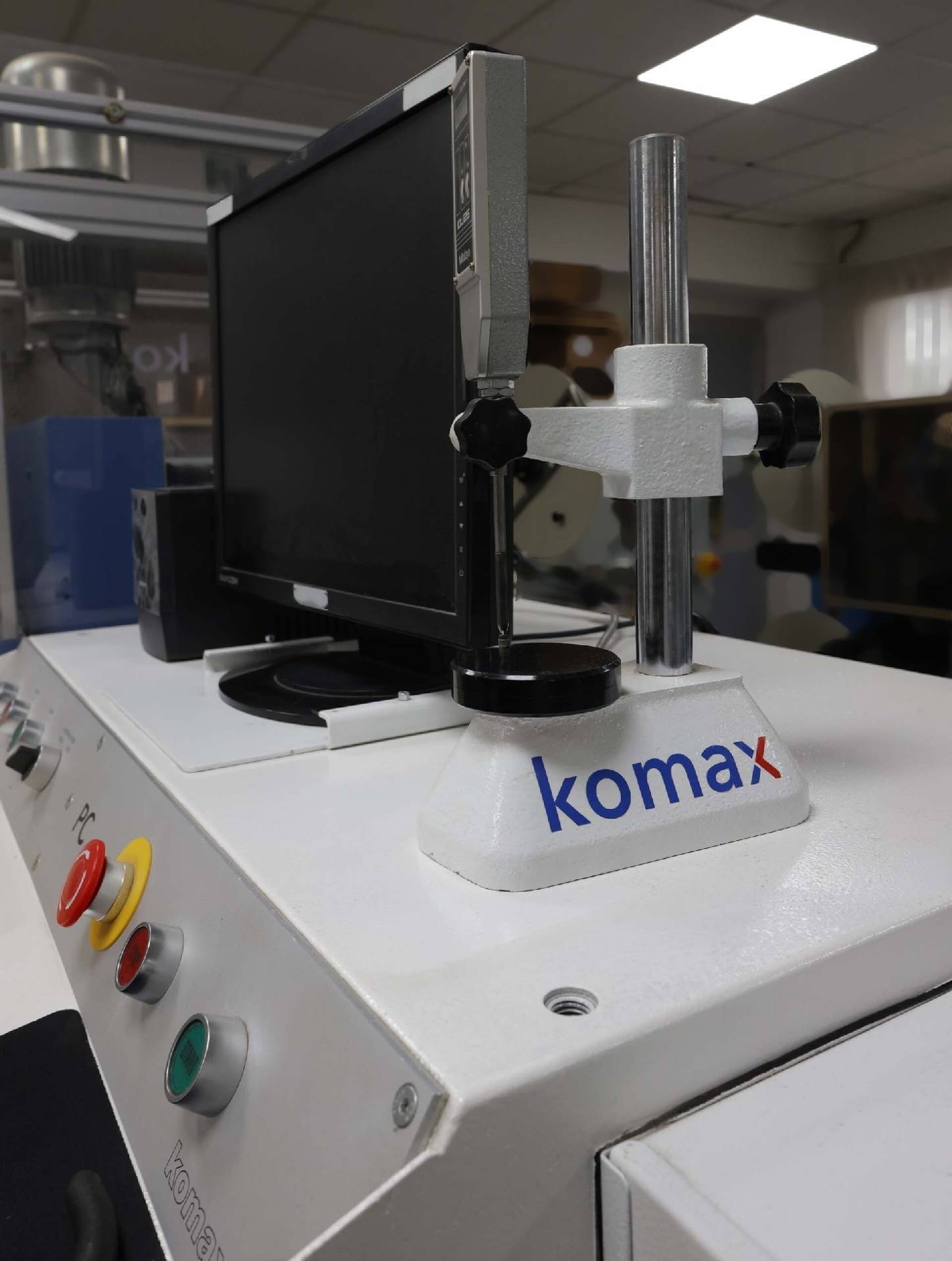 사진 사용됨 KOMAX Alpha 411 판매용