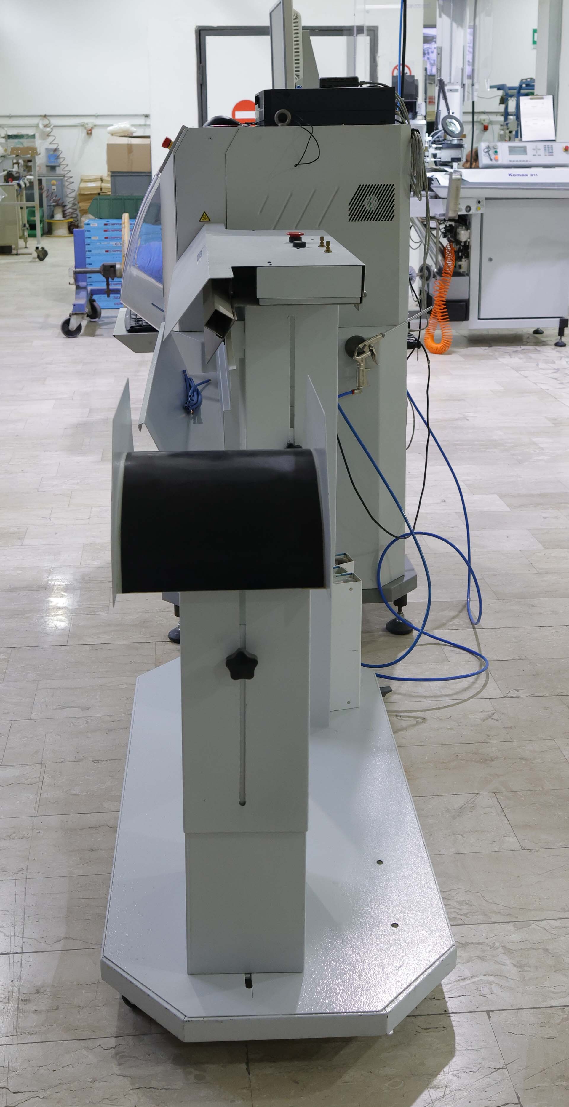 Photo Utilisé KOMAX Kappa 350 À vendre