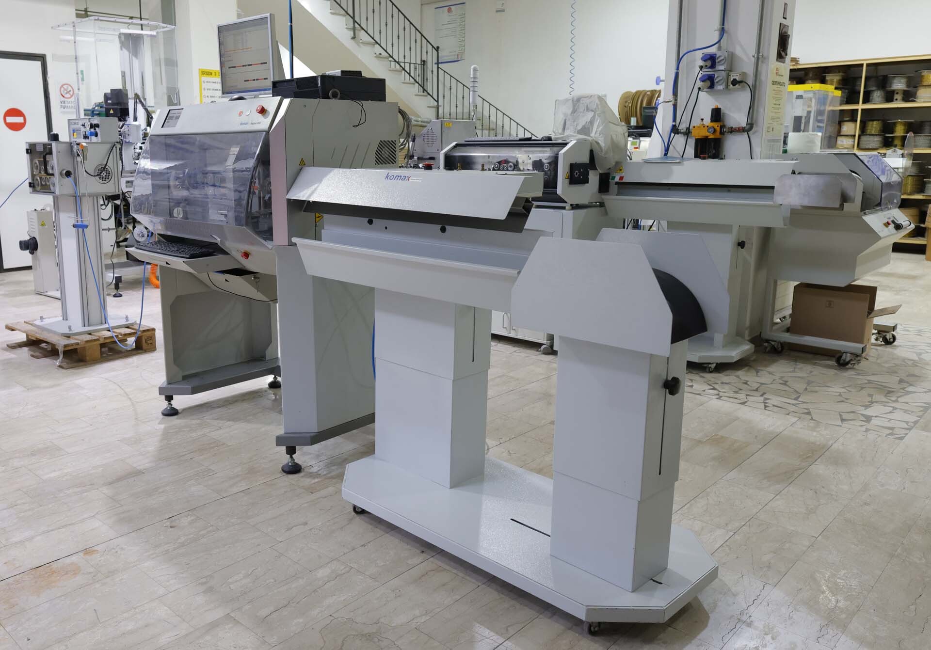 Photo Utilisé KOMAX Kappa 350 À vendre