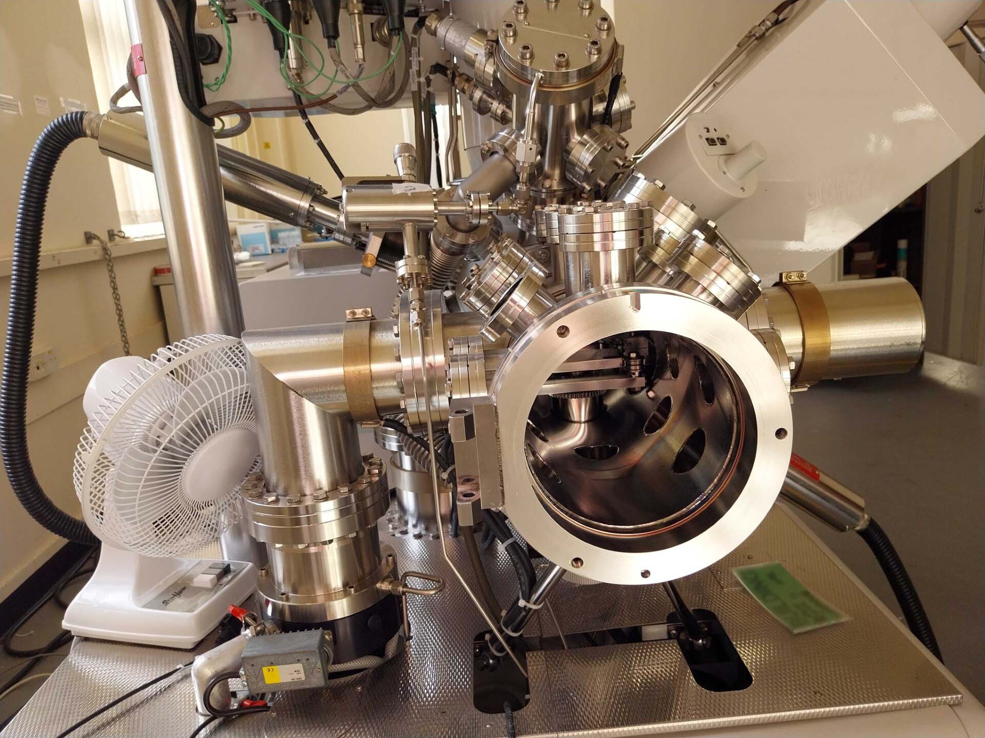 フォト（写真） 使用される KRATOS ANALYTICAL Axis Ultra DLD 販売のために
