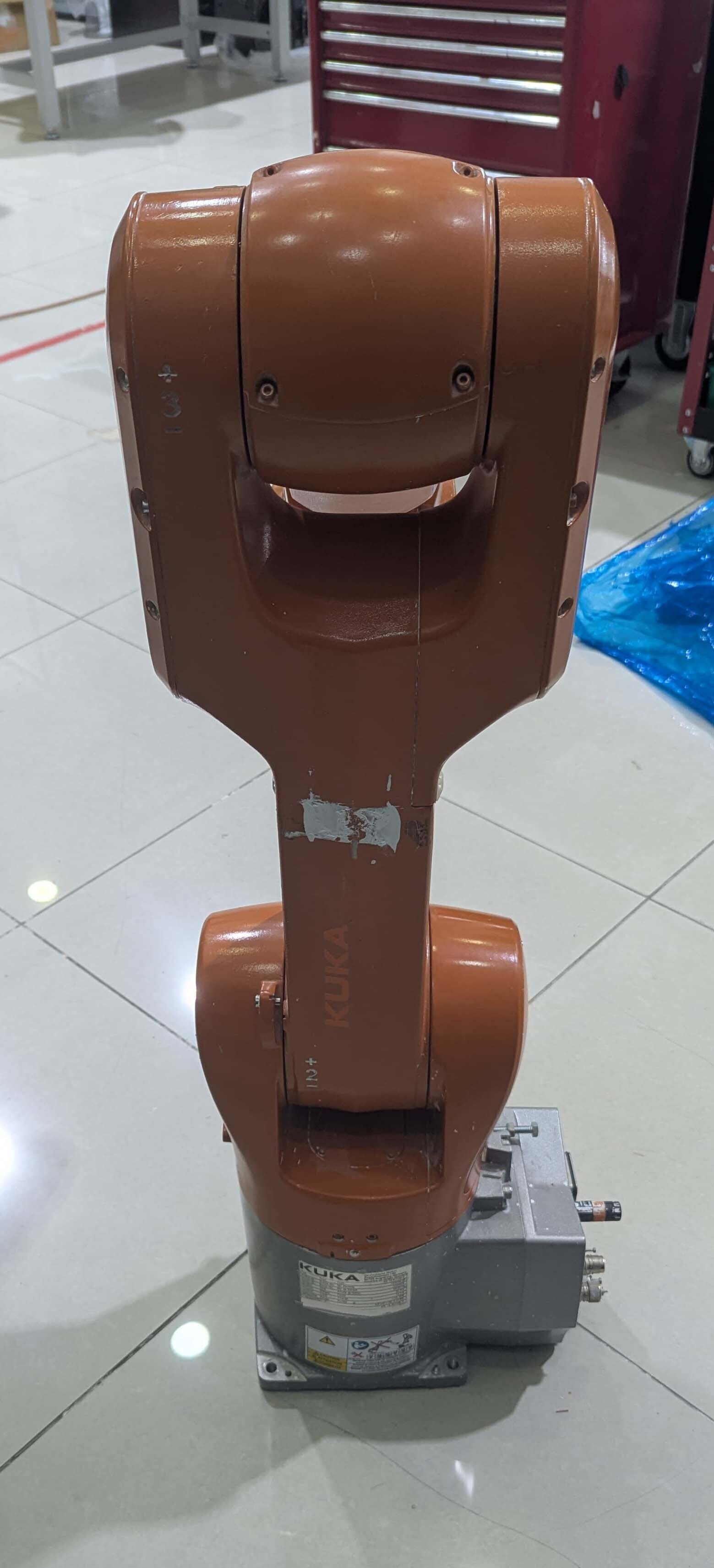 图为 已使用的 KUKA KR 10 R1100 WP 待售