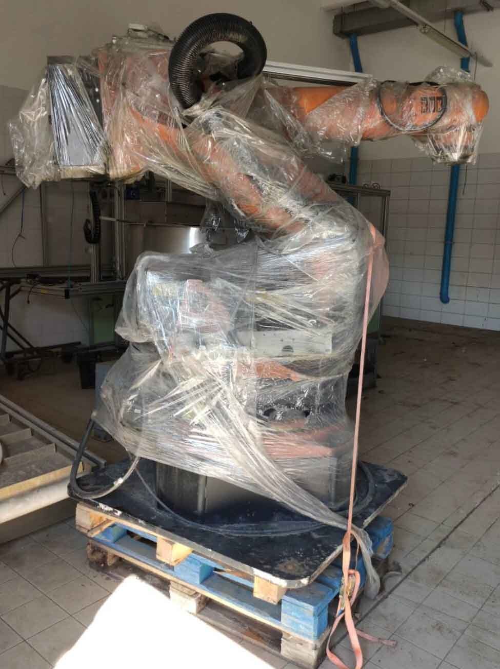 Photo Used KUKA KR 140 L100-2 Comp For Sale