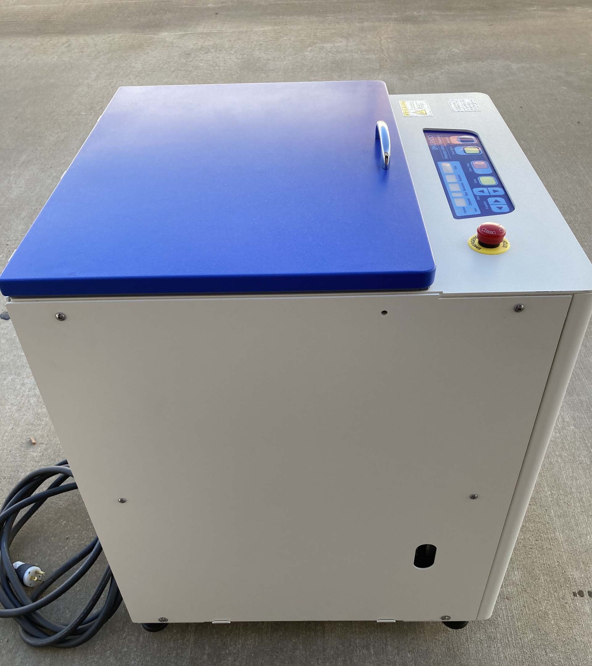 图为 已使用的 KURABO Mazerustar KK-1000W 待售