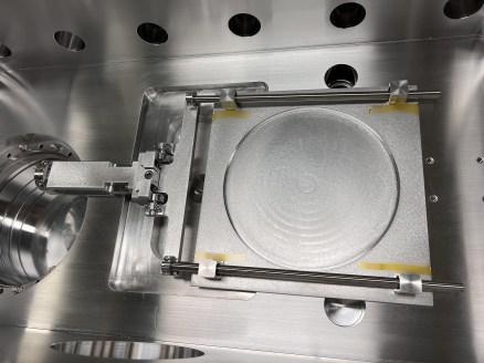Photo Used KURT J. LESKER Ultra-high vacuum induction annealing tool For Sale