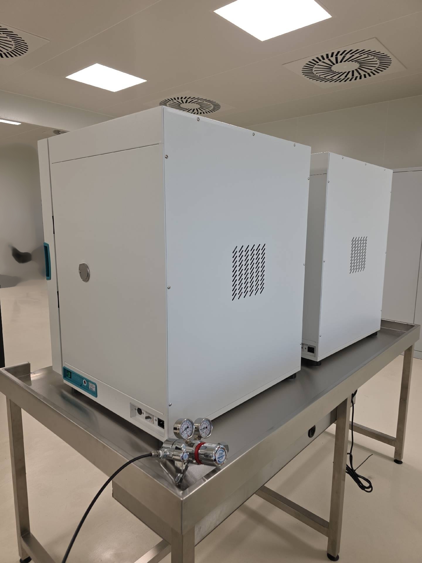 Foto Verwendet LAB COMPANION Incubator Zum Verkauf