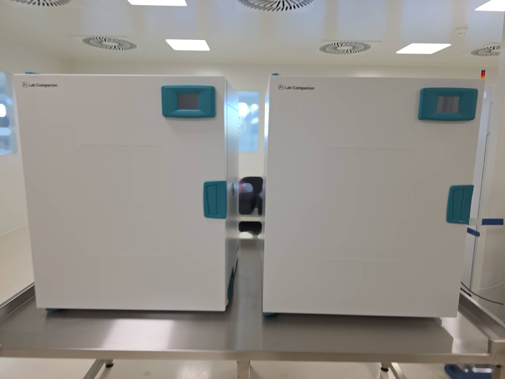 Foto Verwendet LAB COMPANION Incubator Zum Verkauf