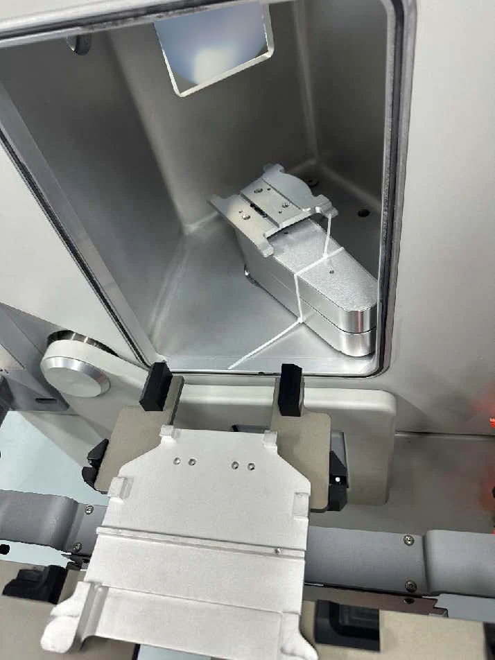 Foto Verwendet LAM RESEARCH / NOVELLUS CONCEPT 2 Zum Verkauf