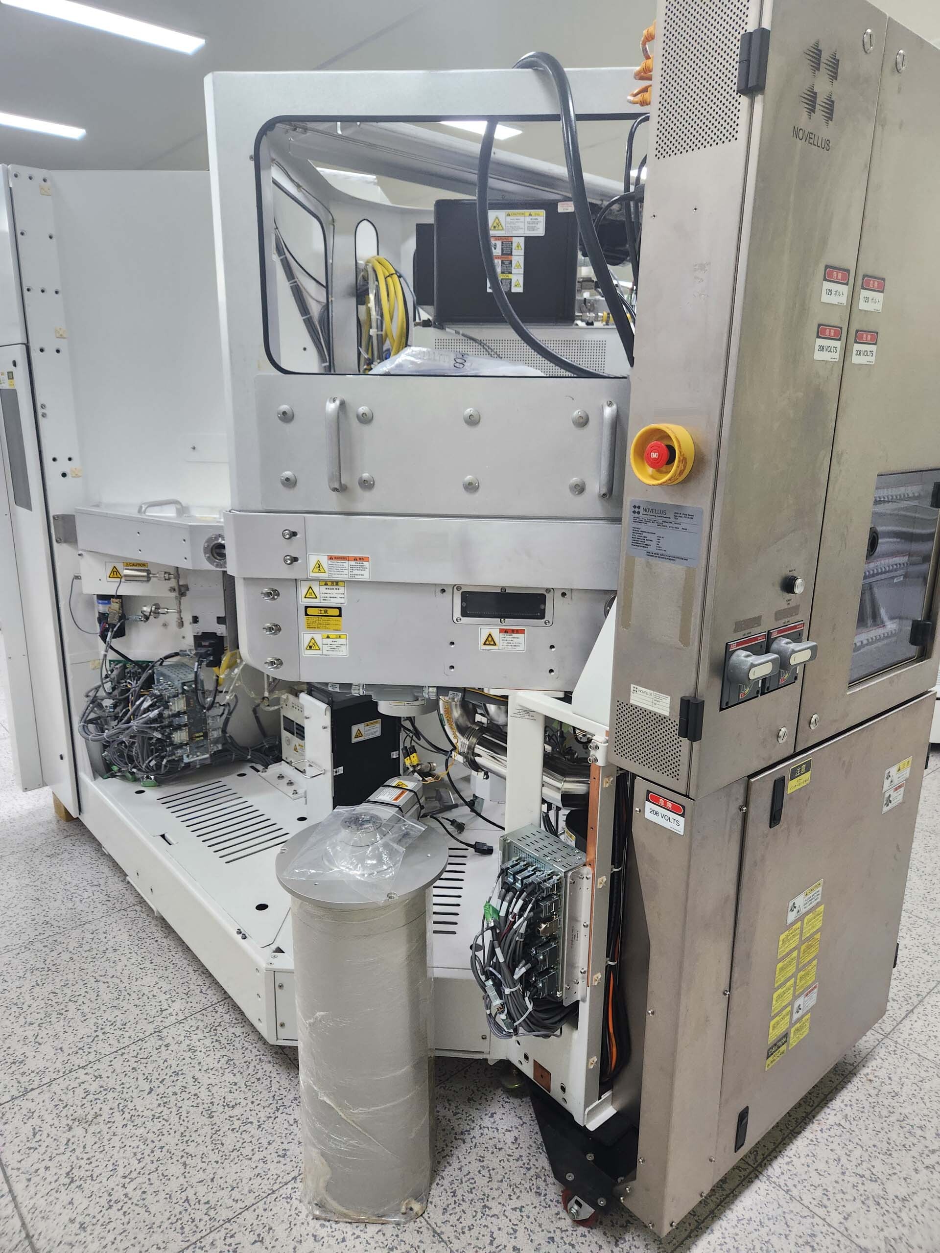 사진 사용됨 LAM RESEARCH / NOVELLUS Vector Express 판매용