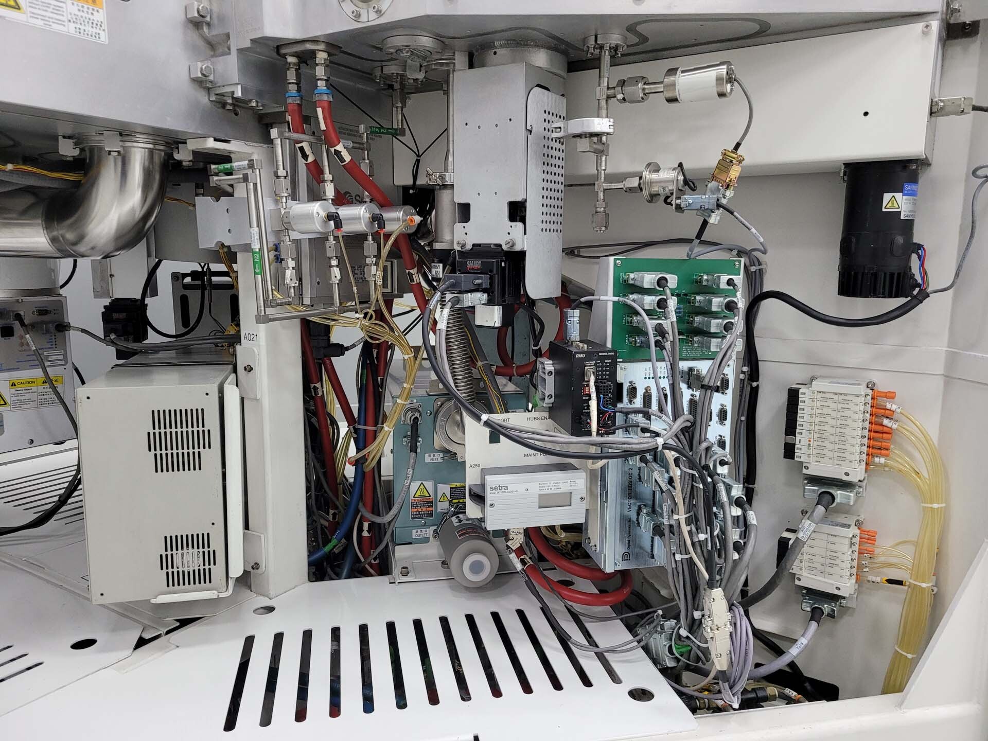 사진 사용됨 LAM RESEARCH / NOVELLUS Vector Express 판매용