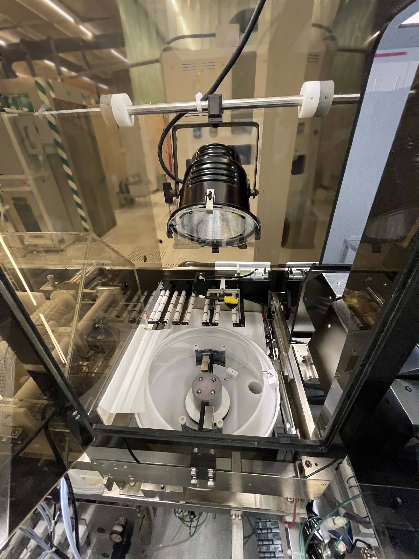 사진 사용됨 LAM RESEARCH DSS 200 판매용